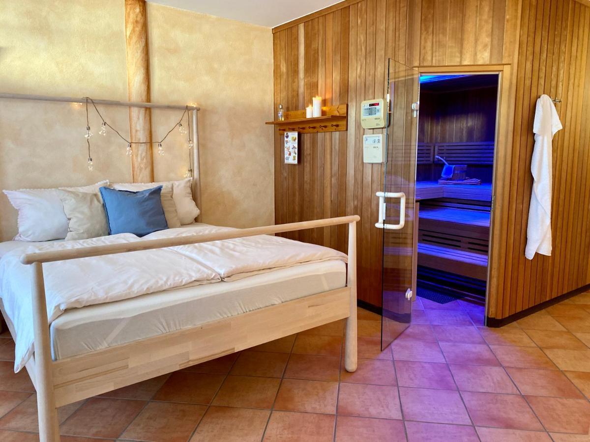 Private Spa Mit Sauna Und Whirlpool Schrozberg Dış mekan fotoğraf