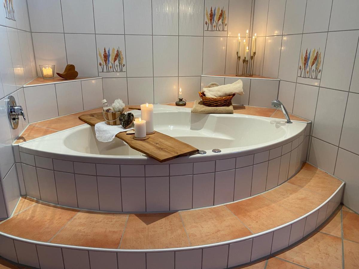 Private Spa Mit Sauna Und Whirlpool Schrozberg Dış mekan fotoğraf